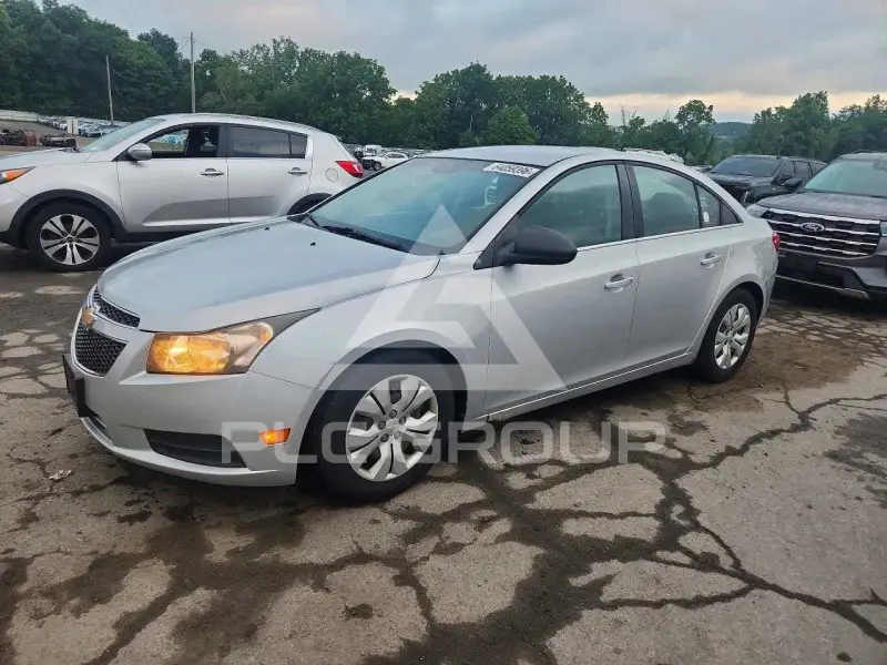 2012 Chevrolet Cruze photo