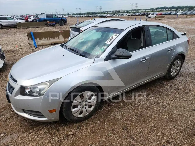 2012 Chevrolet Cruze photo