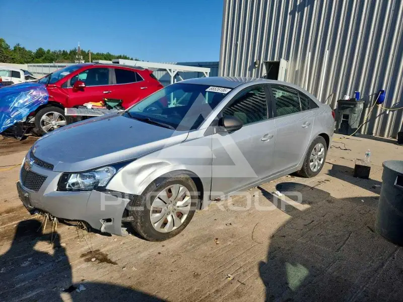 2012 Chevrolet Cruze фото