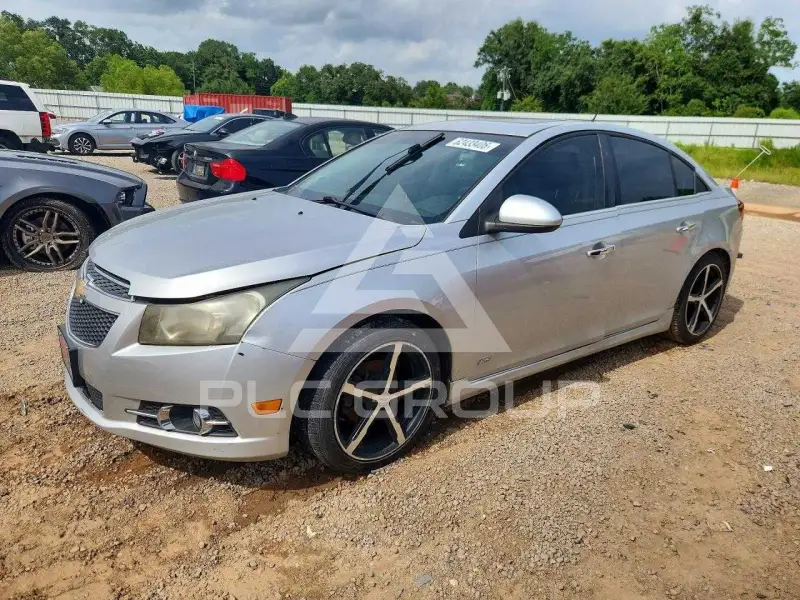 2012 Chevrolet Cruze photo