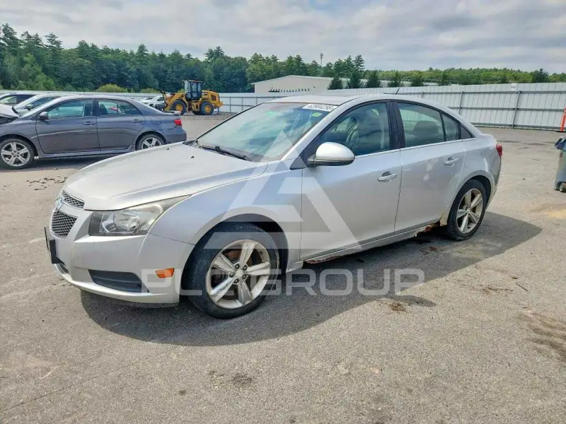 2012 Chevrolet Cruze фото