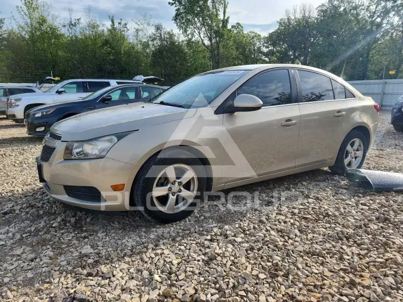 2012 Chevrolet Cruze фото