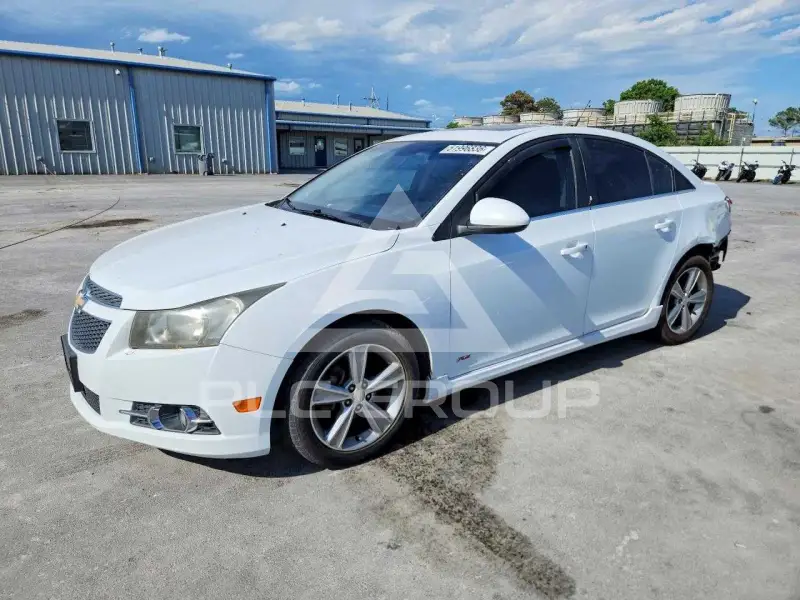 2012 Chevrolet Cruze фото