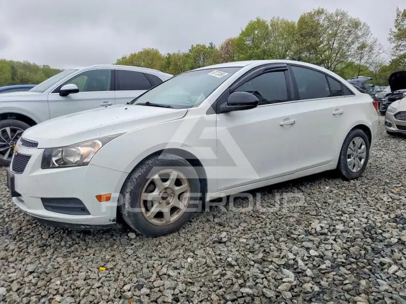 2012 Chevrolet Cruze фото