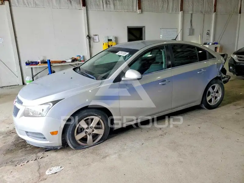2012 Chevrolet Cruze фото
