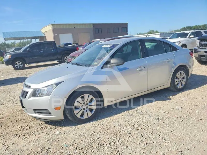2012 Chevrolet Cruze photo
