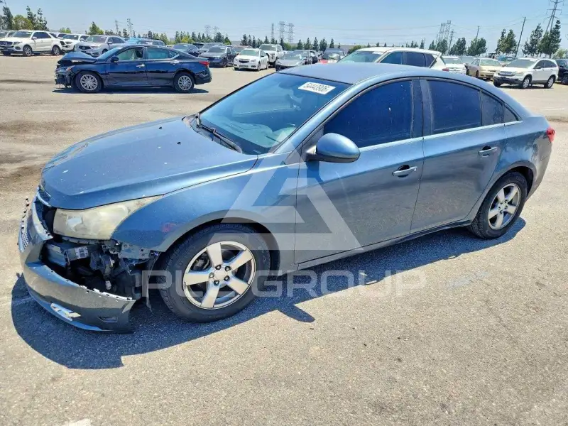 2012 Chevrolet Cruze фото