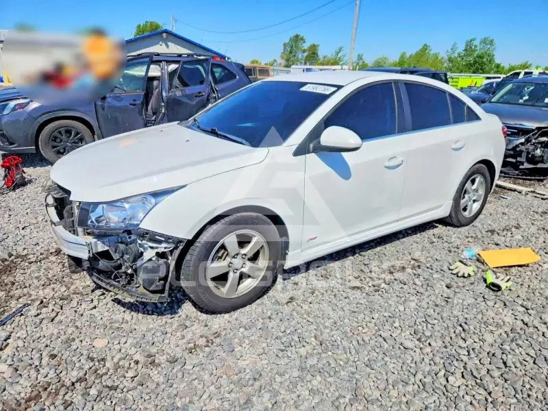 2012 Chevrolet Cruze фото