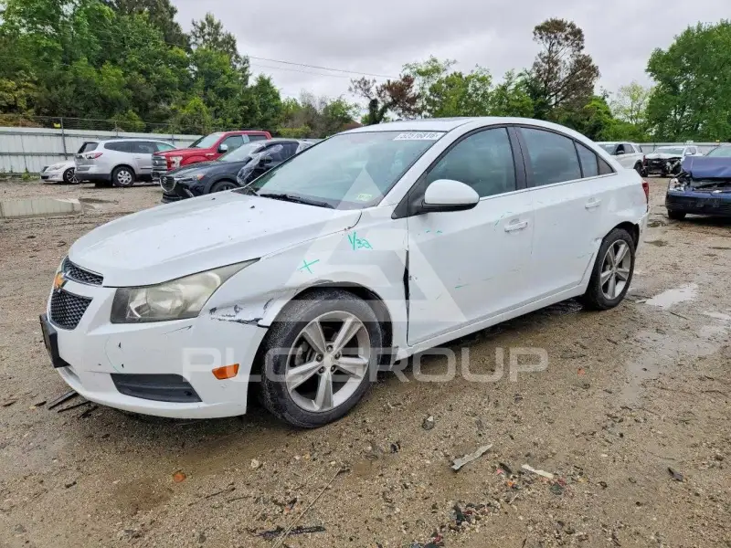 2012 Chevrolet Cruze фото