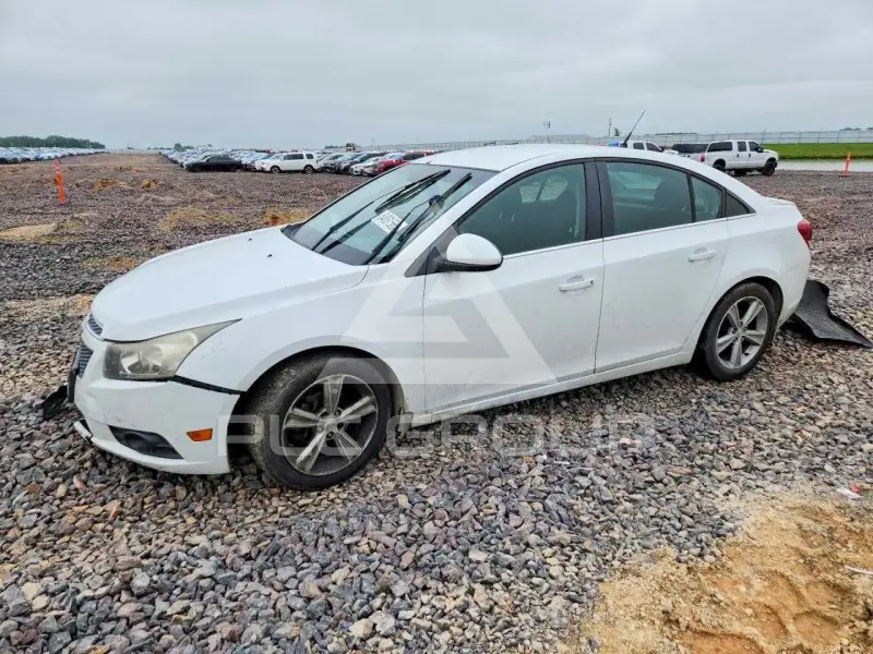 2012 Chevrolet Cruze фото