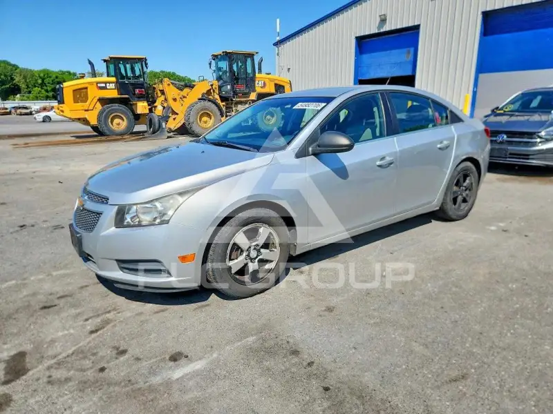 2012 Chevrolet Cruze фото