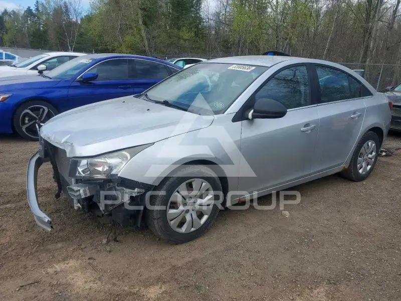 2012 Chevrolet Cruze photo