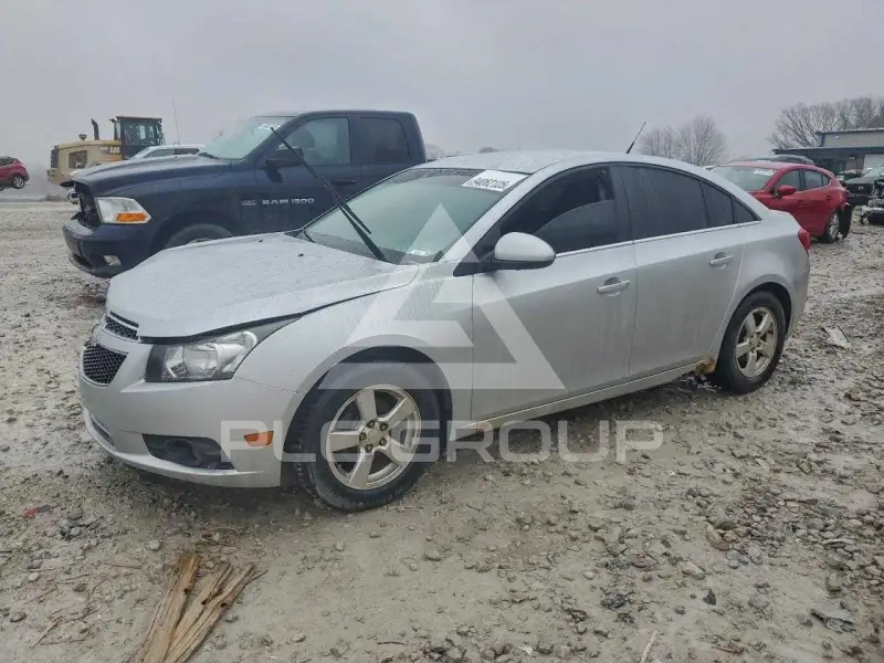 2012 Chevrolet Cruze фото