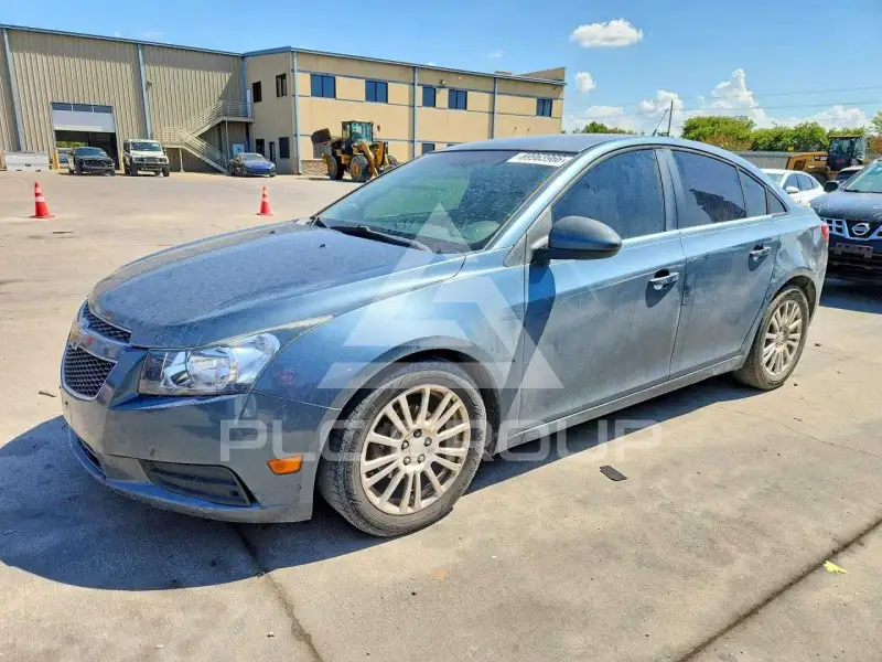2012 Chevrolet Cruze фото