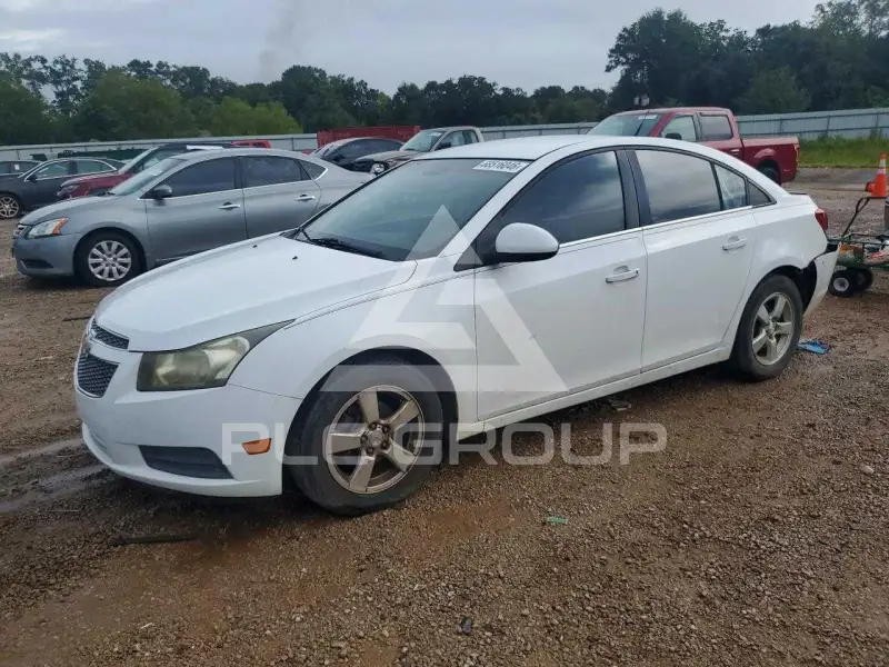 2012 Chevrolet Cruze фото
