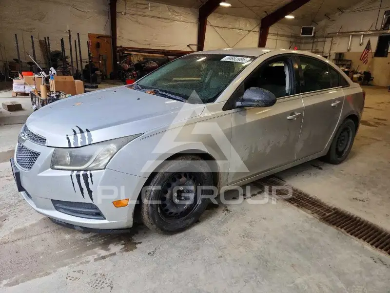 2012 Chevrolet Cruze photo