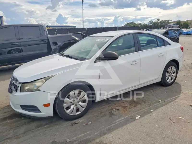 2012 Chevrolet Cruze фото