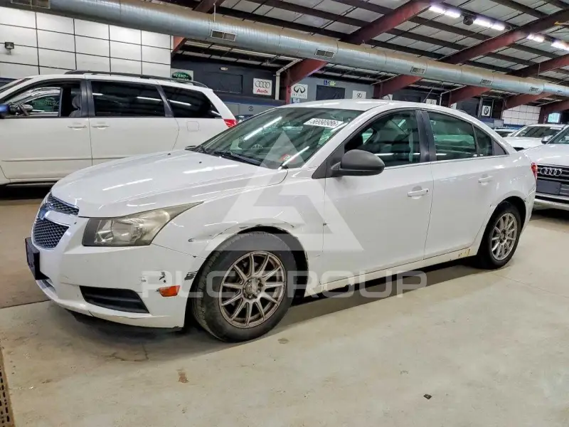 2012 Chevrolet Cruze фото