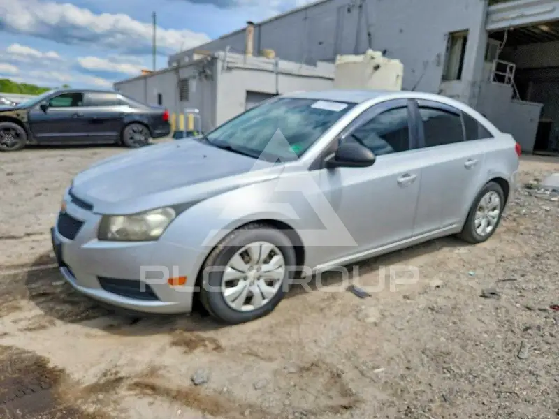 2012 Chevrolet Cruze фото