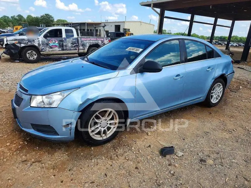 2012 Chevrolet Cruze photo