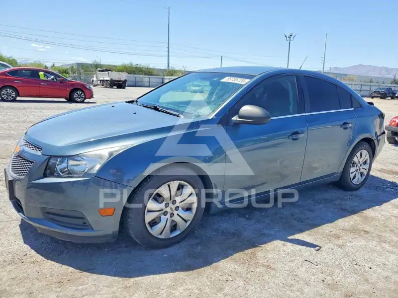 2012 Chevrolet Cruze photo