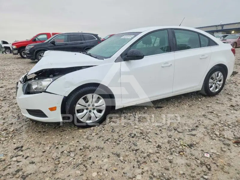 2012 Chevrolet Cruze фото