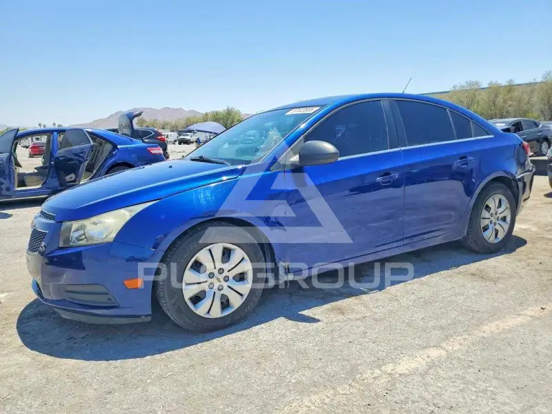 2012 Chevrolet Cruze photo