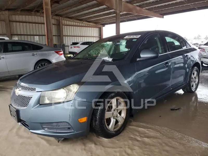2012 Chevrolet Cruze photo