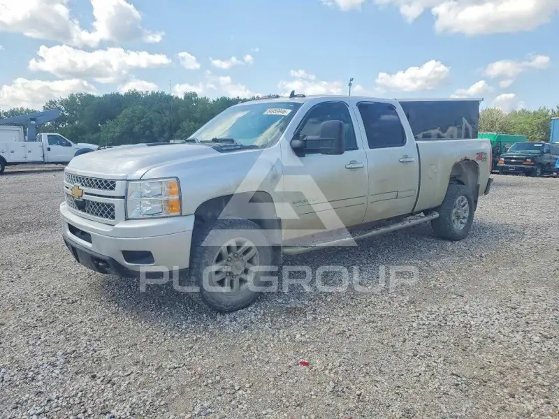 2012 Chevrolet Silverado photo