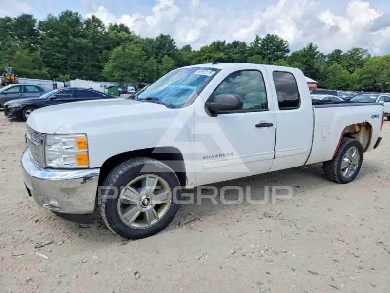 2012 Chevrolet Silverado photo