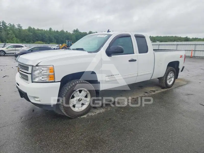 2012 Chevrolet Silverado photo