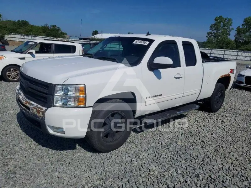2012 Chevrolet Silverado photo