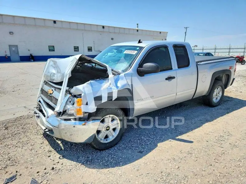 2012 Chevrolet Silverado photo
