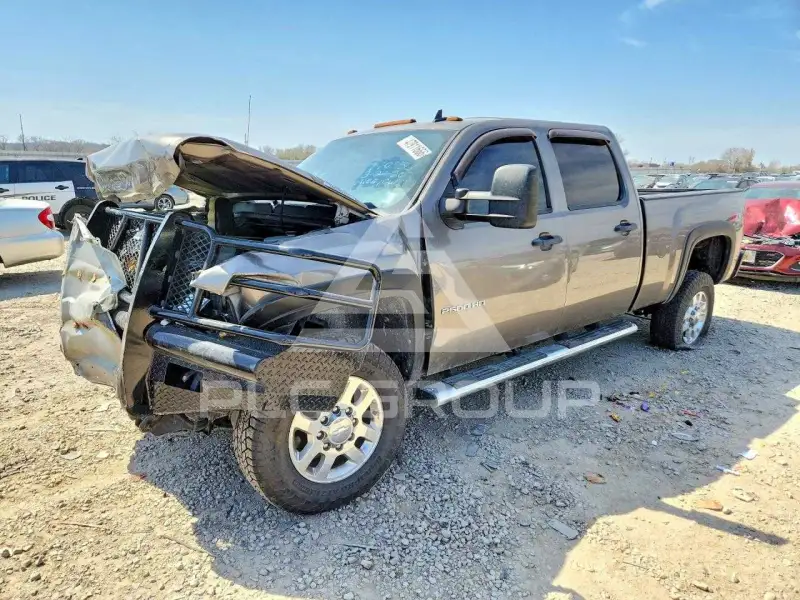 2012 Chevrolet Silverado photo