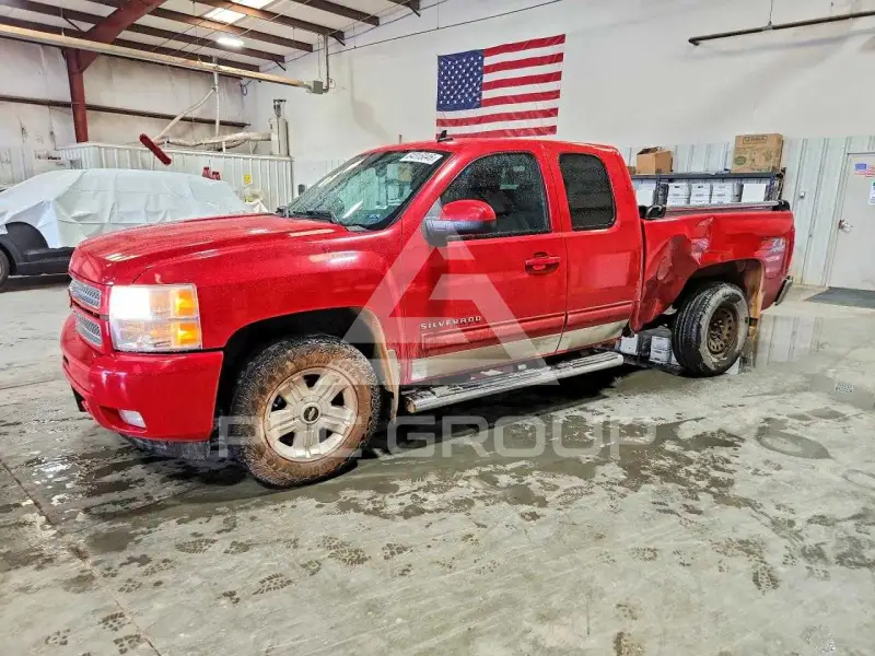2012 Chevrolet Silverado photo