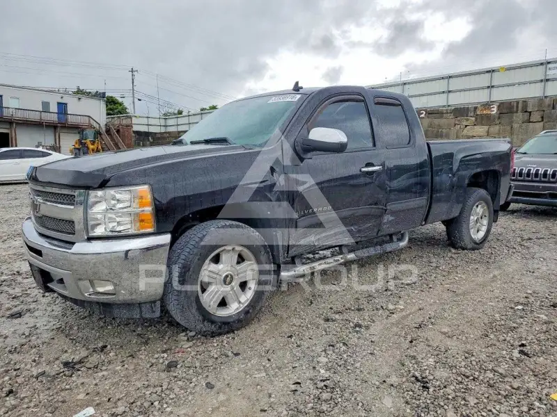 2012 Chevrolet Silverado photo