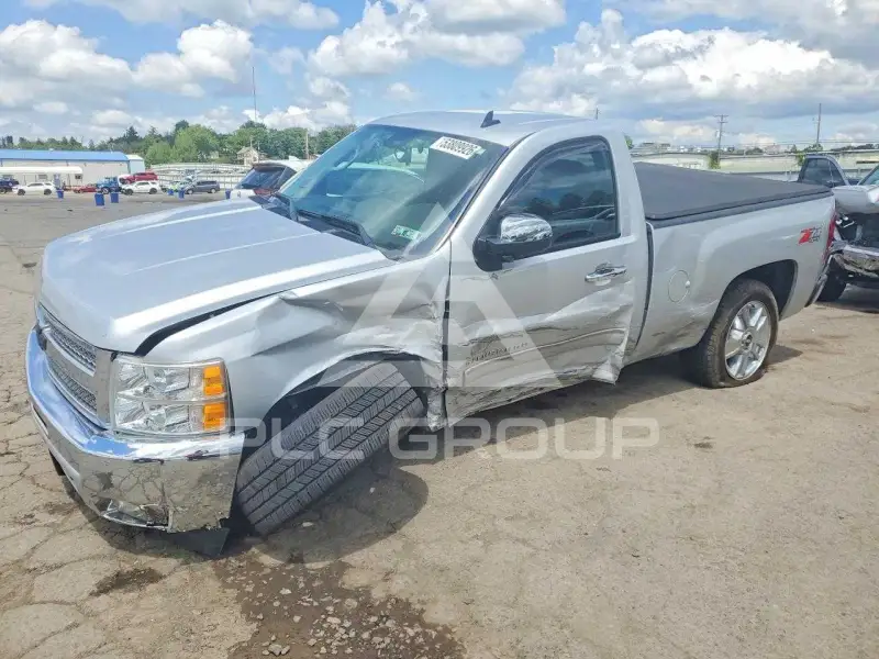 2012 Chevrolet Silverado photo