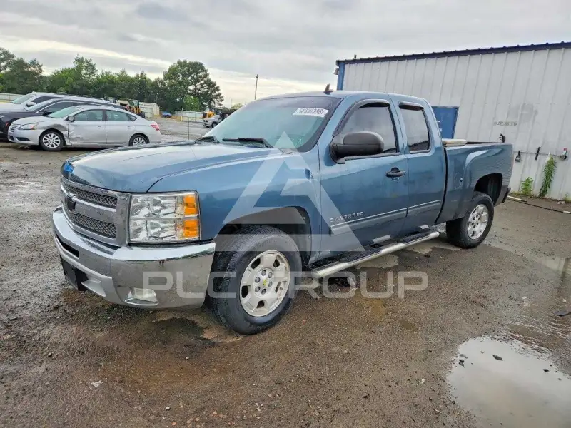 2012 Chevrolet Silverado photo