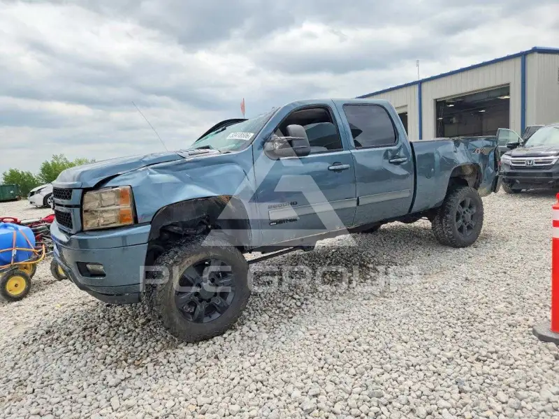 2012 Chevrolet Silverado photo