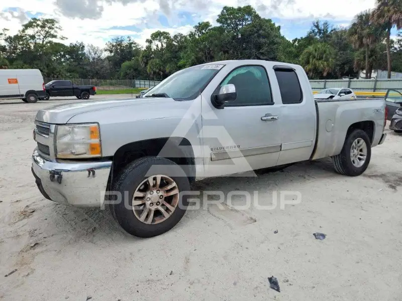 2012 Chevrolet Silverado photo