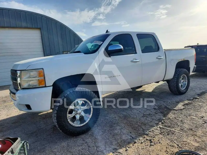 2012 Chevrolet Silverado photo