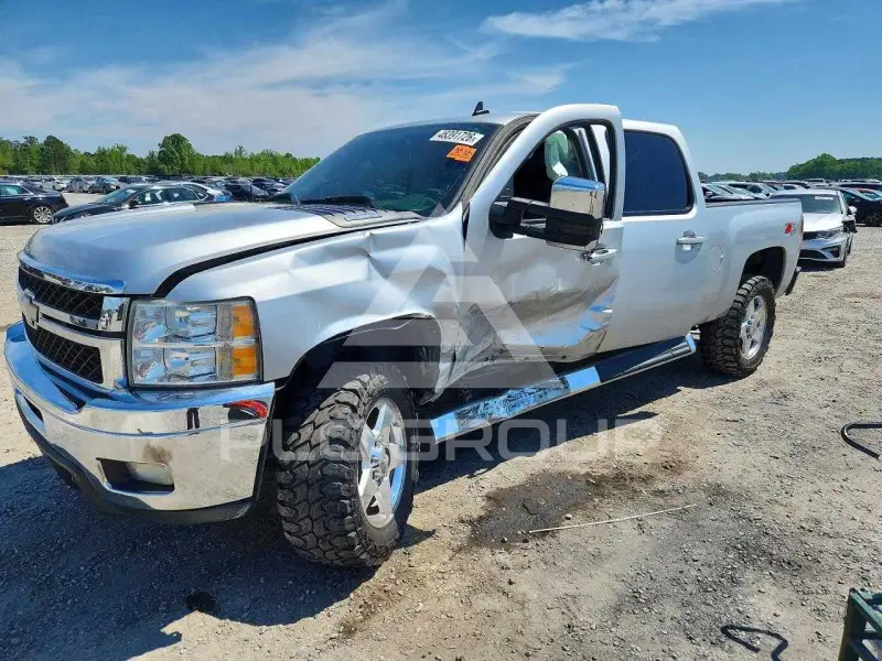 2012 Chevrolet Silverado photo
