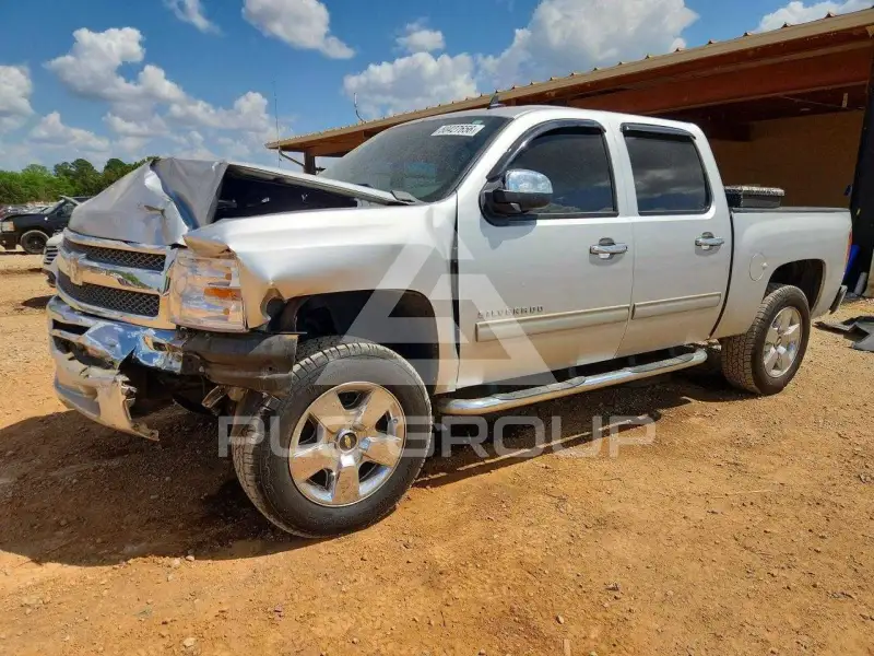 2012 Chevrolet Silverado photo