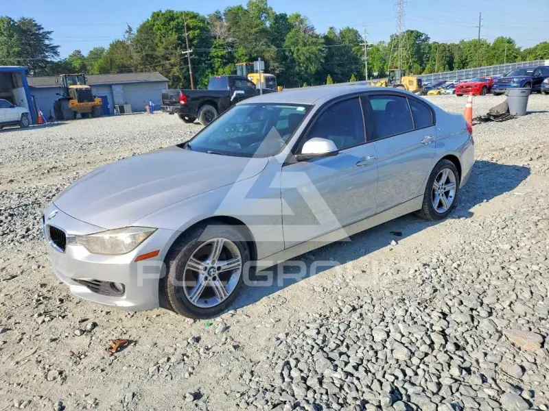 2012 BMW 328 photo
