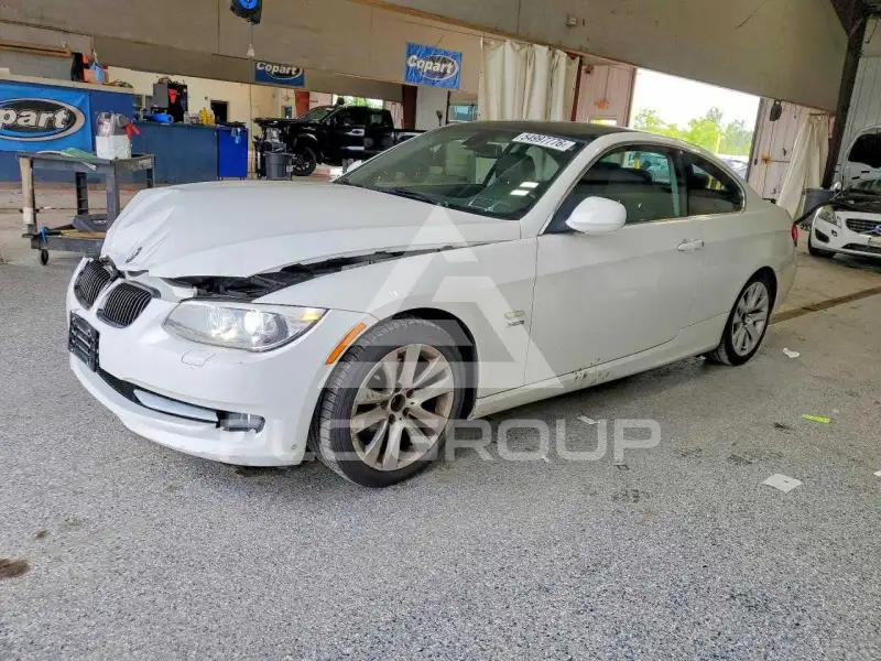 2012 BMW 328 photo