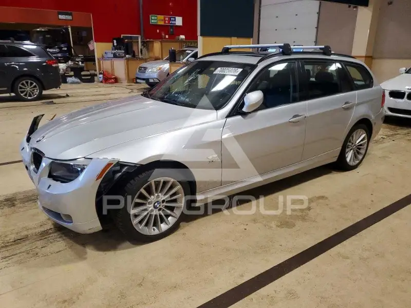 2012 BMW 328 фото