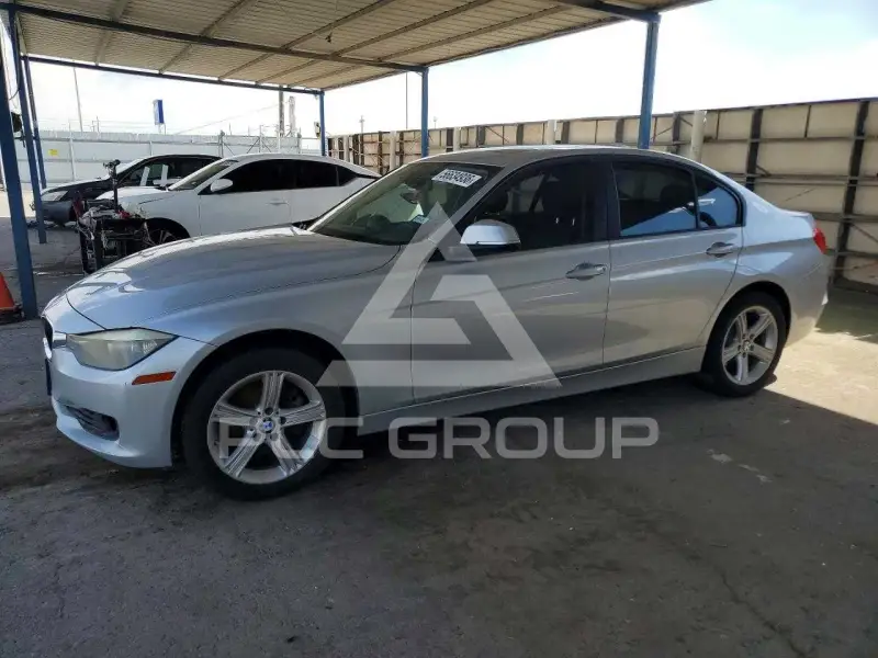 2012 BMW 328 фото