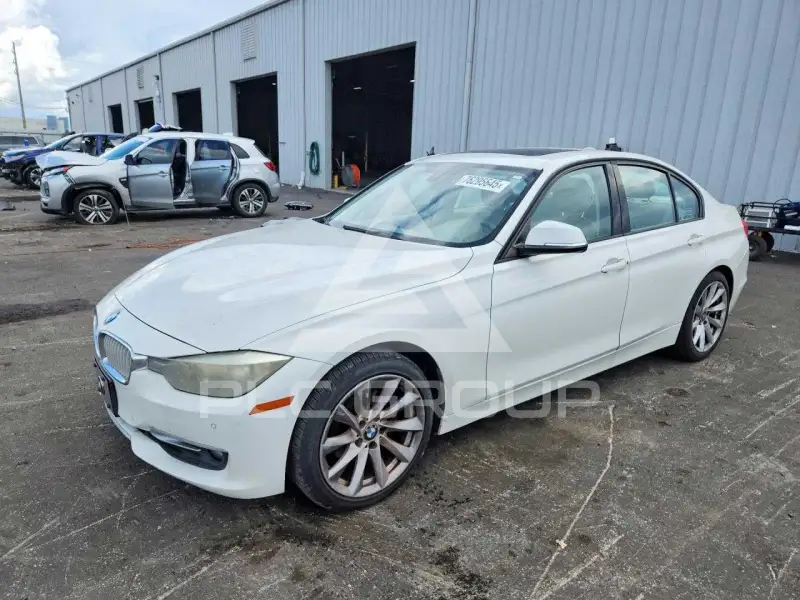 2012 BMW 328 фото