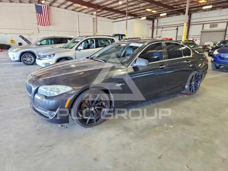 2012 BMW 528 фото