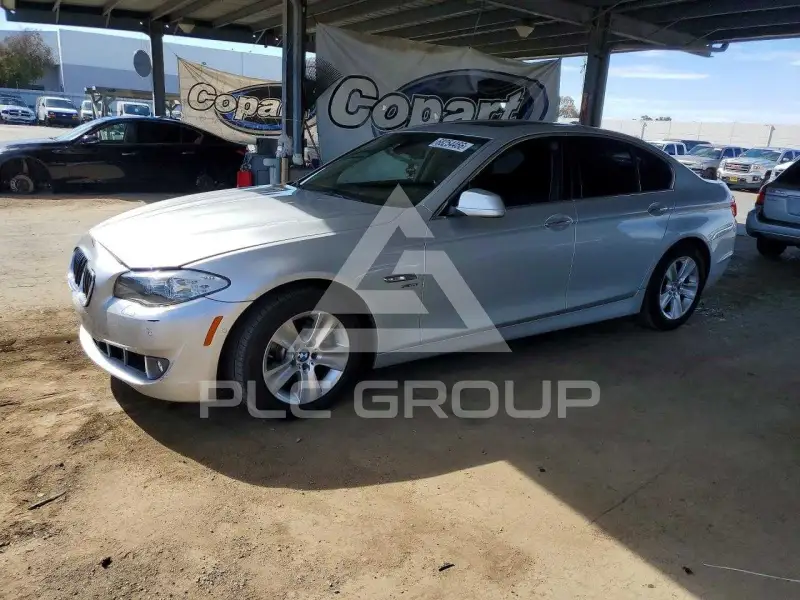 2012 BMW 528 фото